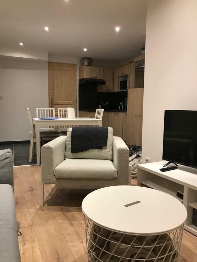 Charmant Appartement Centre Ville ואלואר מראה חיצוני תמונה