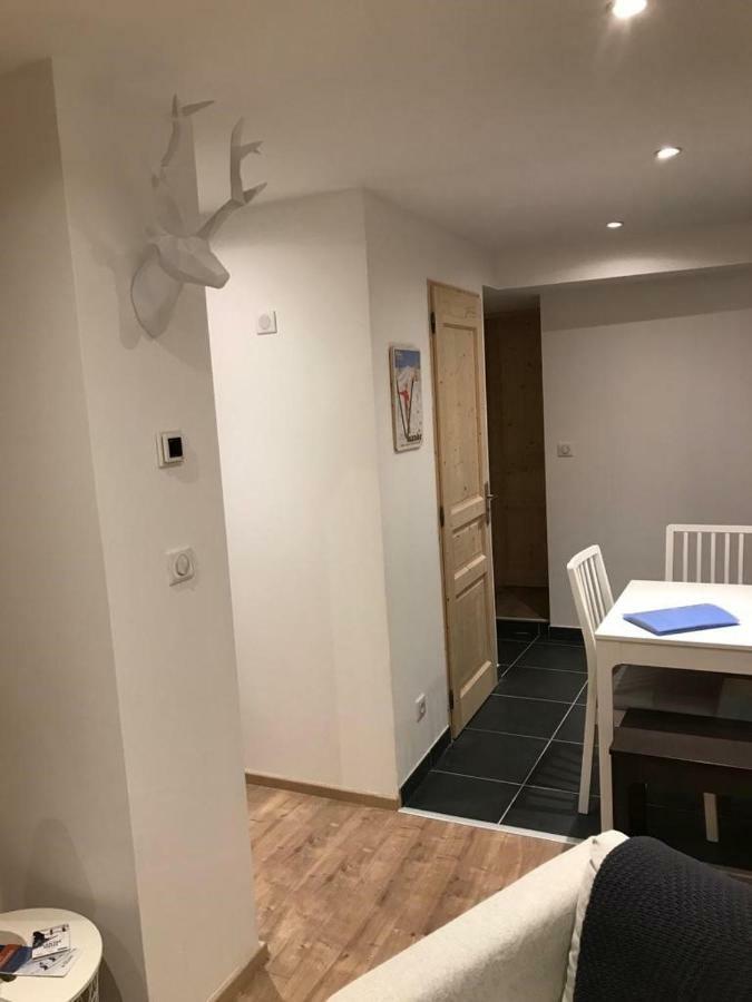 Charmant Appartement Centre Ville ואלואר מראה חיצוני תמונה